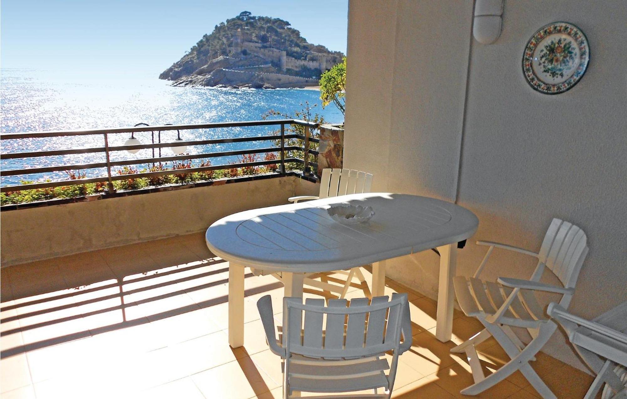 Stunning Apartment In Tossa De Mar With Wifi Dış mekan fotoğraf